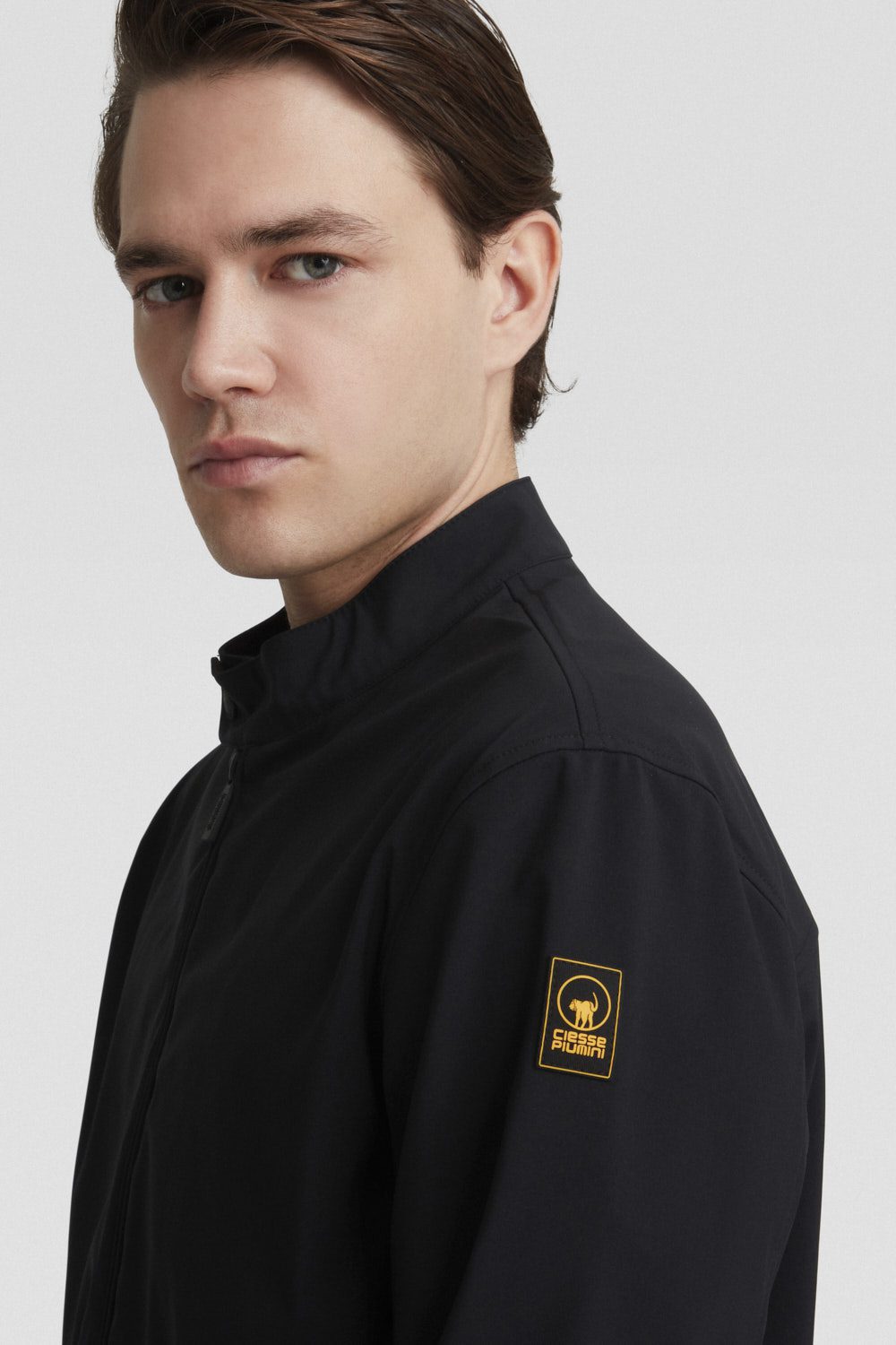 ASHJO3.0_Softshell_255CPMJB1219_P0U23X_206XXW_Indossato__4.jpg ASHJO3.0 Softshell 255CPMJB1219 P0U23X 206XXW Indossato 4