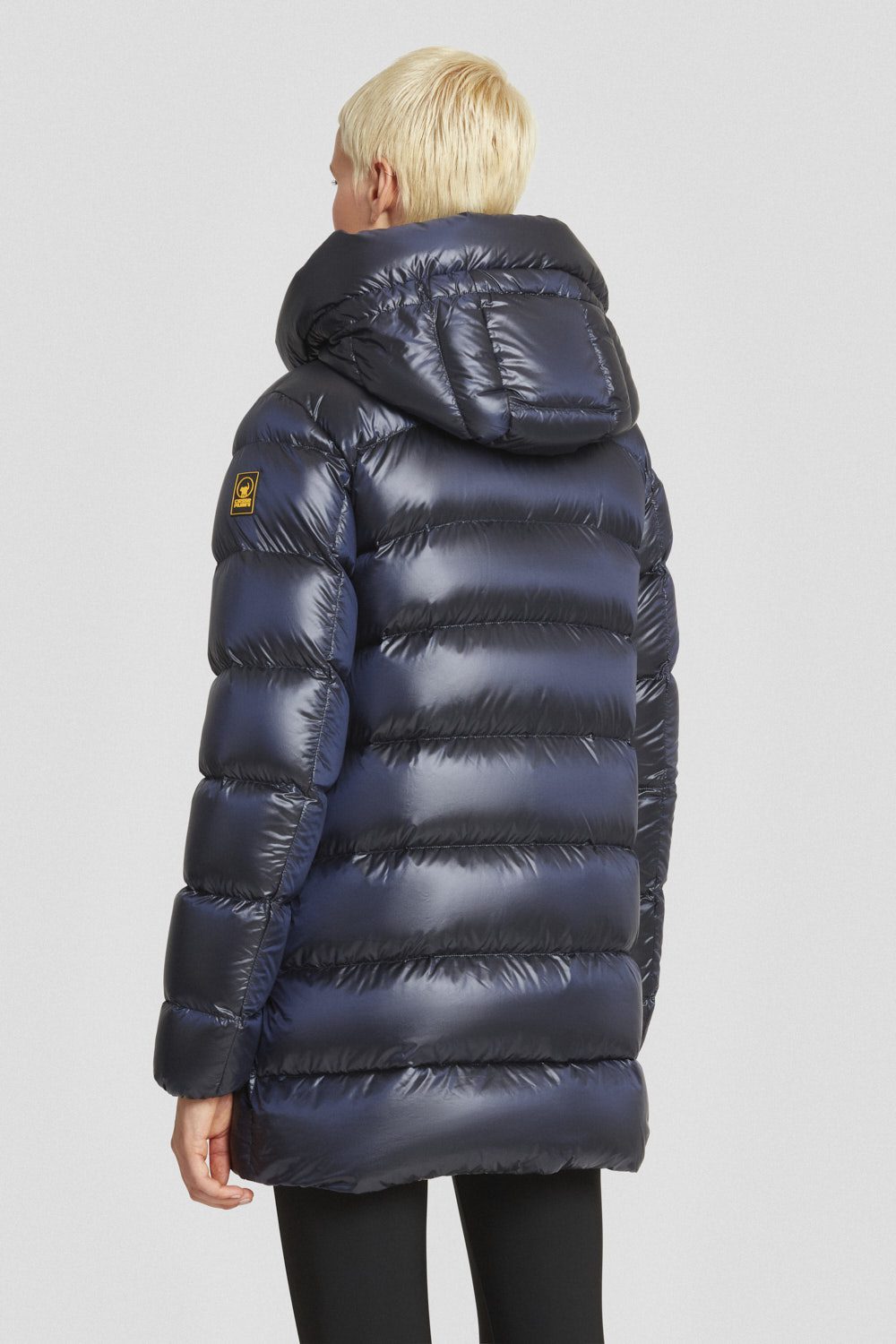 BELLA_253CFWJI3018N3O11D341XXP_3.jpg BELLA 253CFWJI3018N3O11D341XXP 3