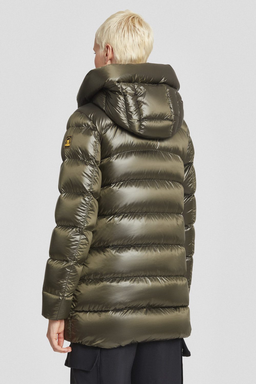 BELLA_253CFWJI3018N3O11D427XXP_3.jpg BELLA 253CFWJI3018N3O11D427XXP 3