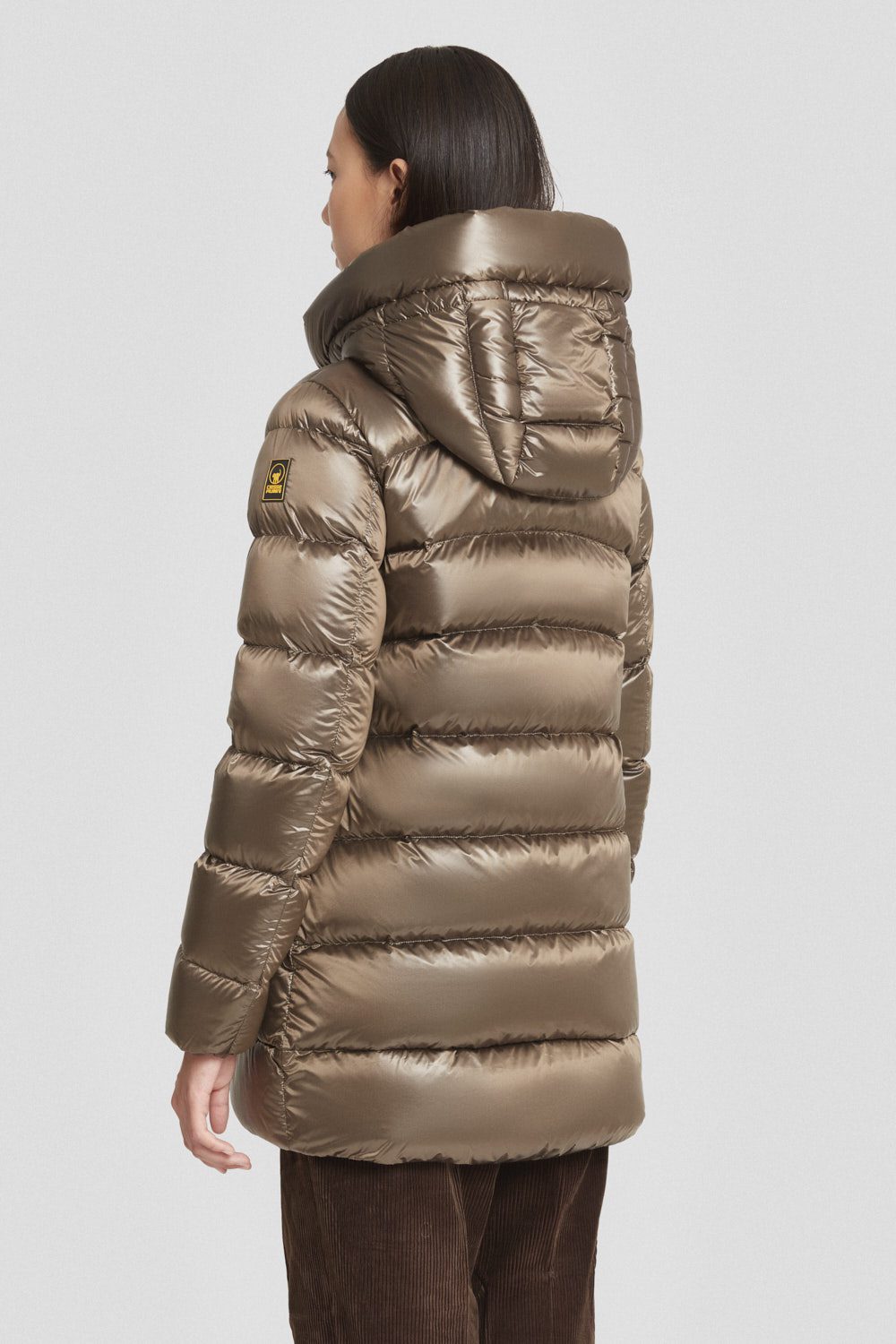 BELLA_253CFWJI3018N3O11D737XXP_3.jpg BELLA 253CFWJI3018N3O11D737XXP 3