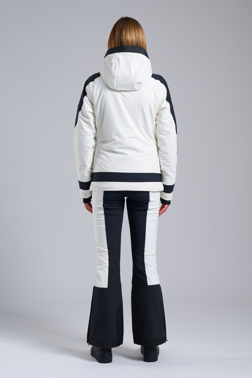 Blanca_115_Blancapant_206_1357.jpg Blanca 115 Blancapant 206 1357