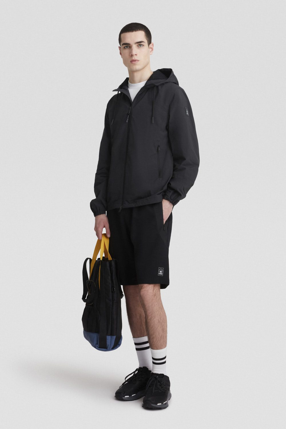 Giacca leggera antivento nera