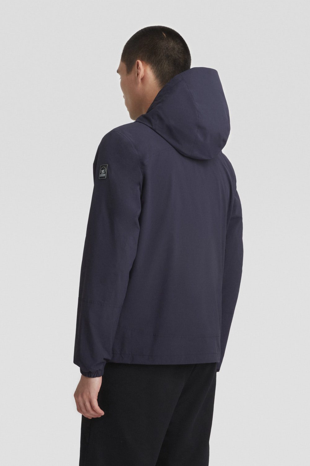 CAPETA-_Giaccheavento_255OCMJ08448P8G1YX3412XN_Indossato_3.jpg CAPETA Giaccheavento 255OCMJ08448P8G1YX3412XN Indossato 3
