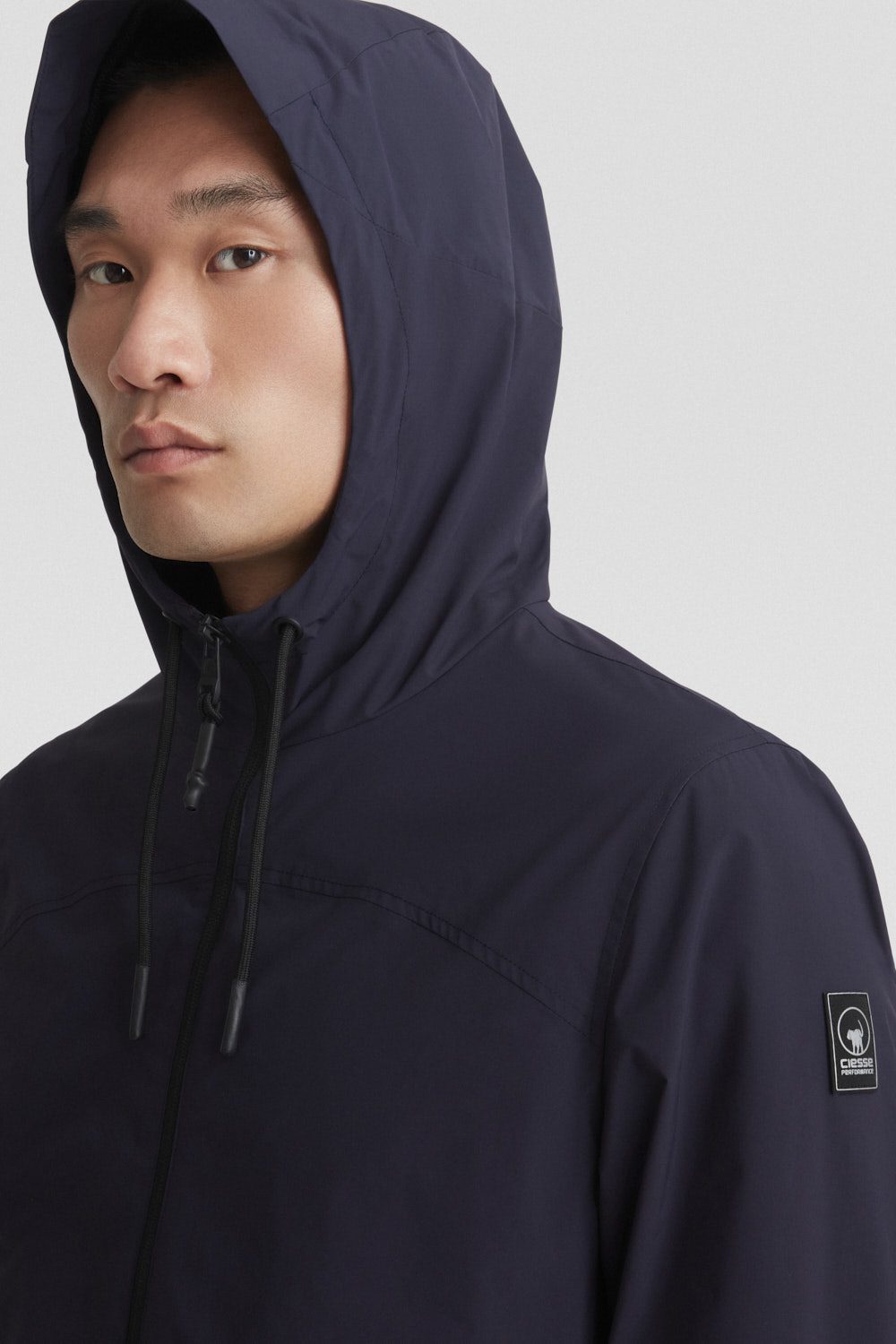 CAPETA-_Giaccheavento_255OCMJ08448P8G1YX3412XN_Indossato_4.jpg CAPETA Giaccheavento 255OCMJ08448P8G1YX3412XN Indossato 4