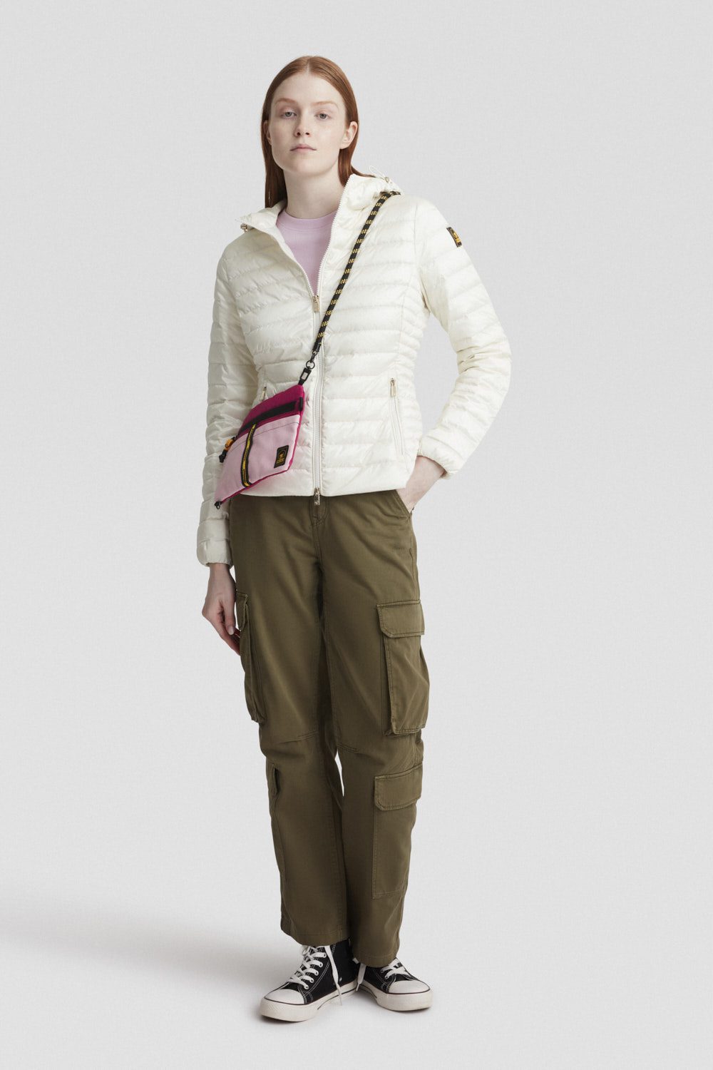 Piumino leggero bianco con cappuccio in vera piuma