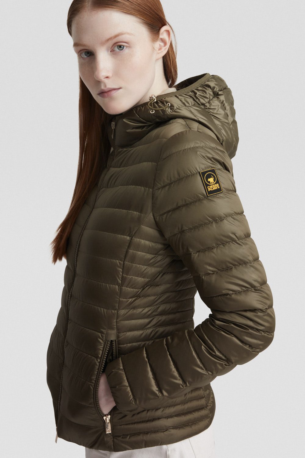 CARRIE Piumini leggeri 205CFWJ00178N1C10D403XXP Indossato 4