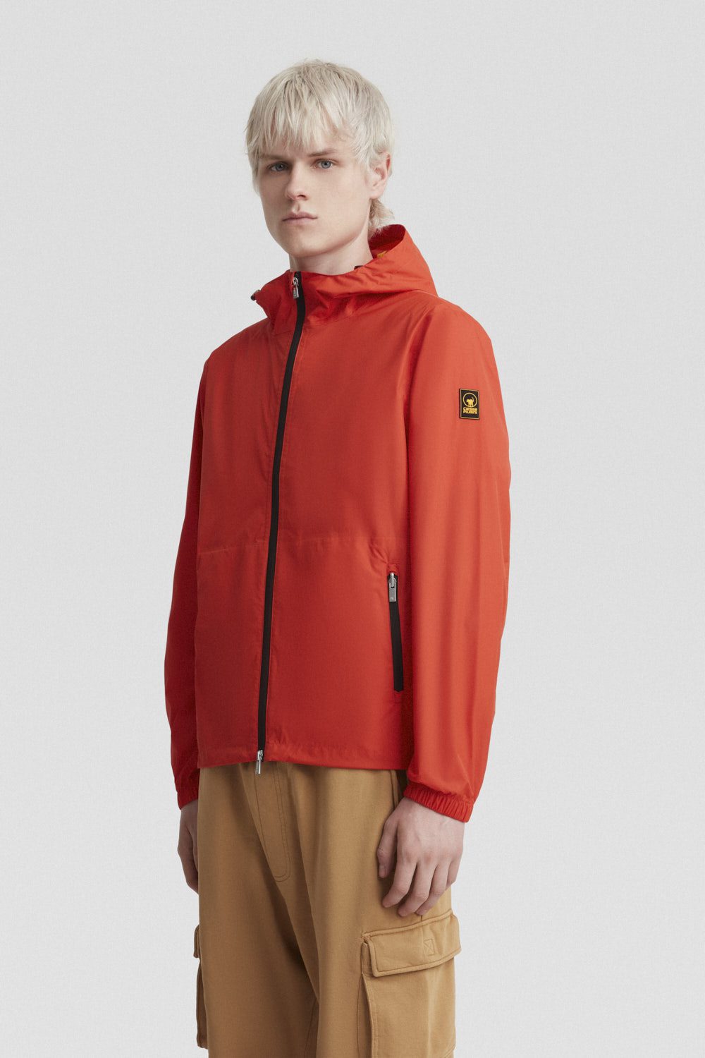 EFRAM-_Giaccheavento_255CPXJ08534N2M1RX644XXP_Indossato_2-1.jpg EFRAM Giaccheavento 255CPXJ08534N2M1RX644XXP Indossato 2 1