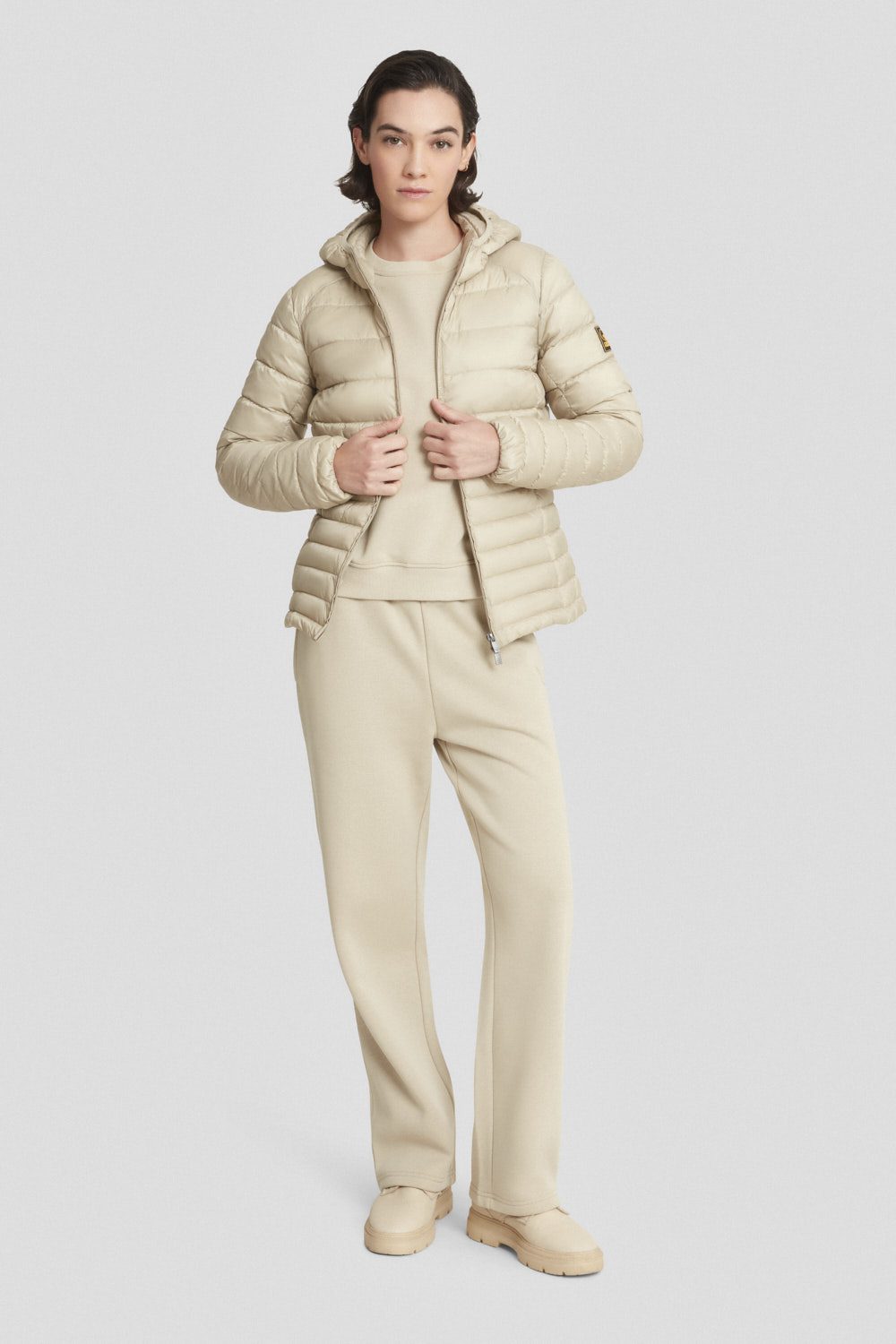 Piumino corto beige trapuntato