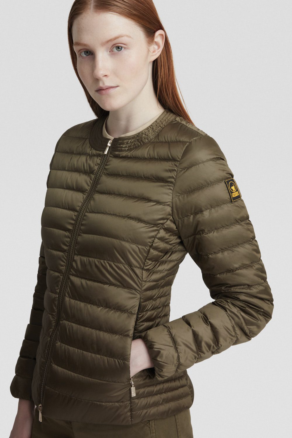 GRACE-2.0-_Piumini-leggeri_255CFWJ20197N1C10D403XXP_Indossato_4.jpg GRACE 2.0 Piumini leggeri 255CFWJ20197N1C10D403XXP Indossato 4