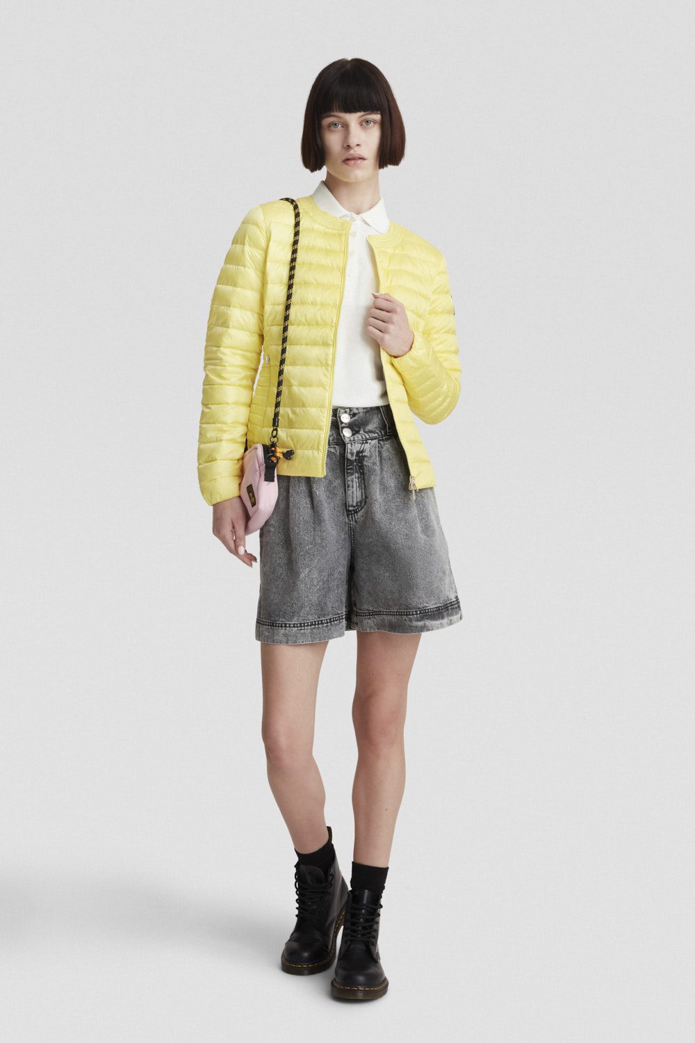 Piumino giallo leggero in vera piuma