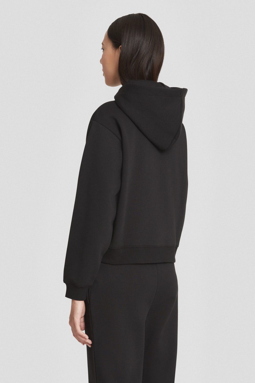 ILARY 253CPWF53089C0P40X206XXP 3