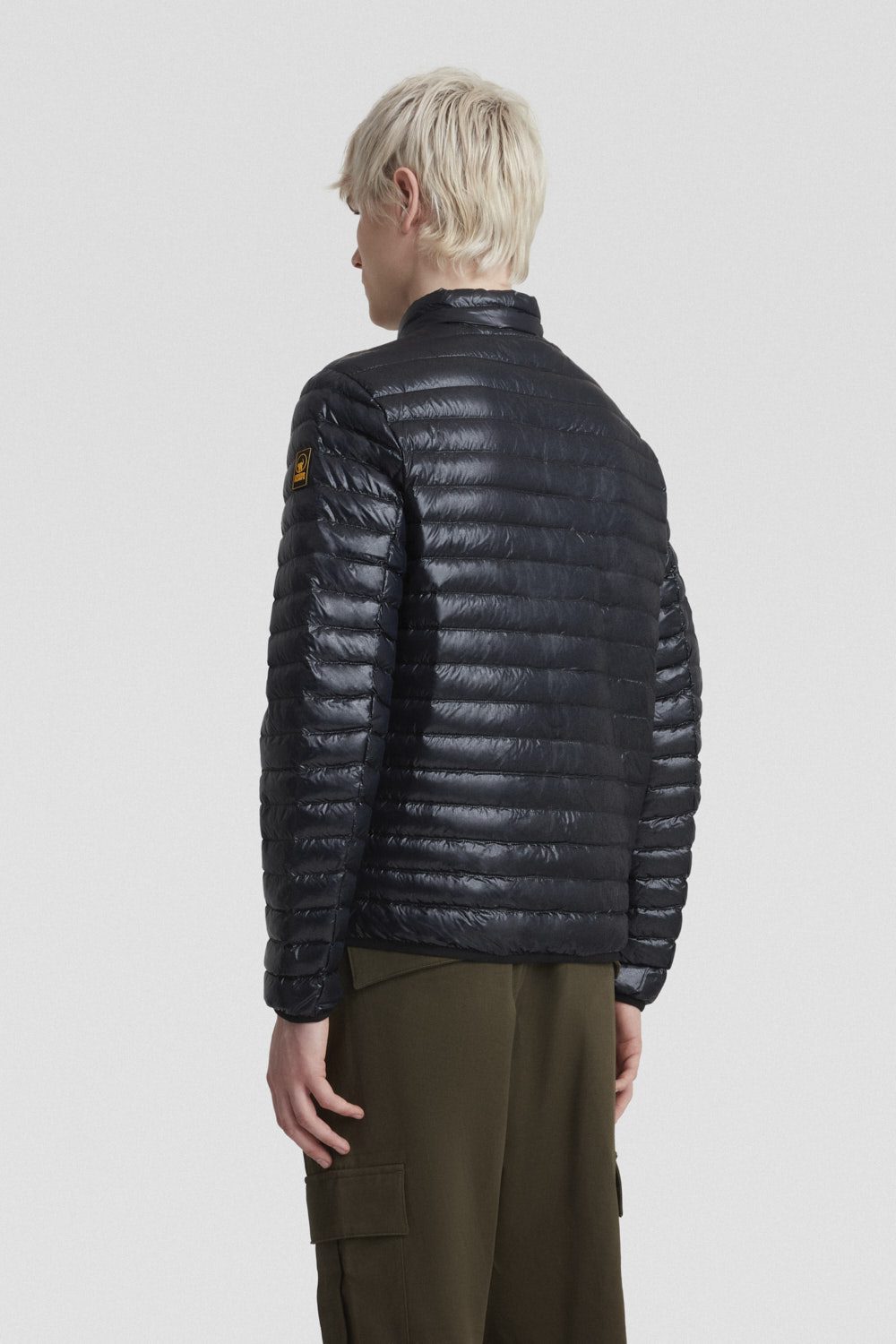 JACKIE-_Piumini-leggeri_255CFMJ28529N0T11D206XXP_Indossato_3.jpg JACKIE Piumini leggeri 255CFMJ28529N0T11D206XXP Indossato 3