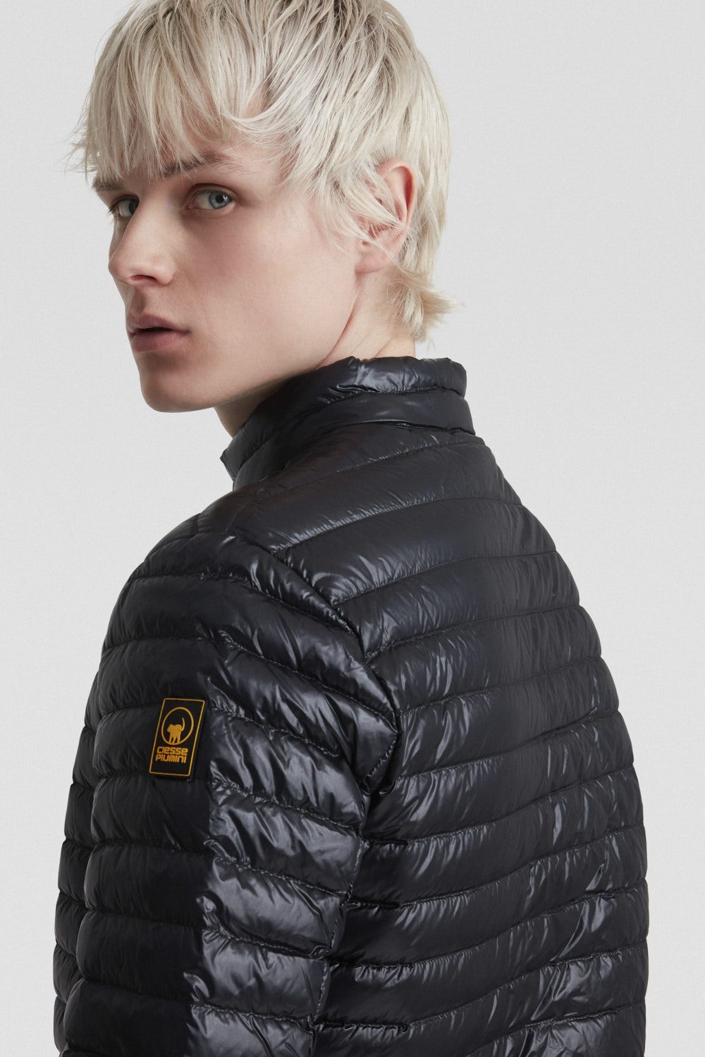 JACKIE-_Piumini-leggeri_255CFMJ28529N0T11D206XXP_Indossato_4.jpg JACKIE Piumini leggeri 255CFMJ28529N0T11D206XXP Indossato 4