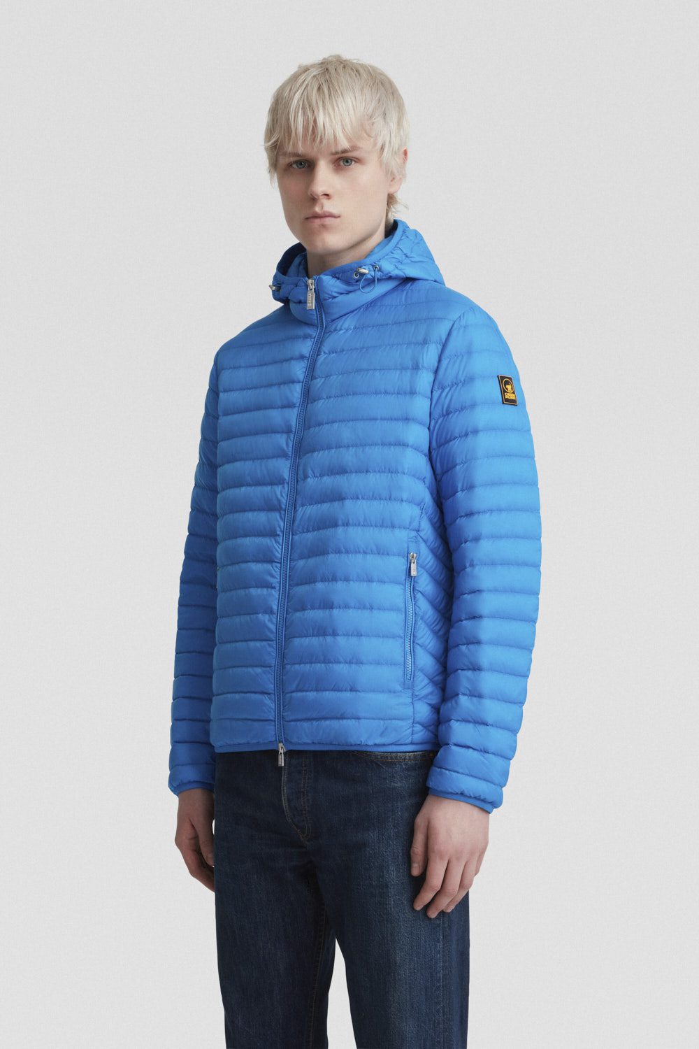 LARRY-3.0-_Piumini-leggeri_255CFMJ00126N0210D308XXP_Indossato_2-1.jpg LARRY 3.0 Piumini leggeri 255CFMJ00126N0210D308XXP Indossato 2 1