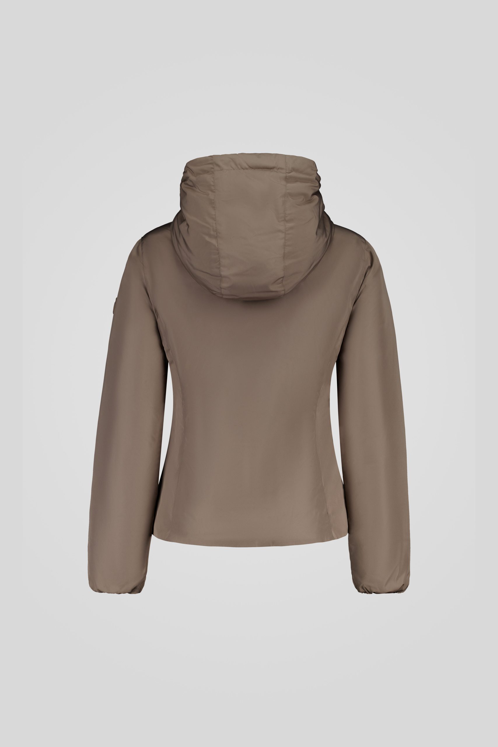 LINDA 2 4 253PCWJ02026 P7E10D 737MXP Back TIFF 1 scaled