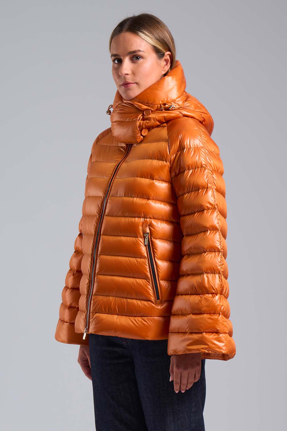 MANGLES - Piumino over ocra 100 grammi con cappuccio staccabile