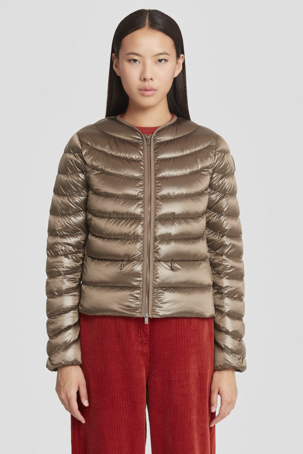 Piumino leggero corto beige