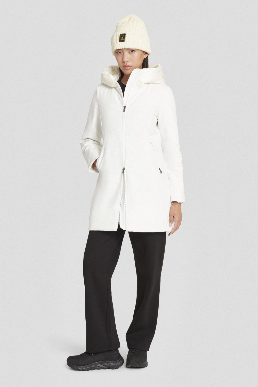 Giacca lunga bianca imbottita in softshell