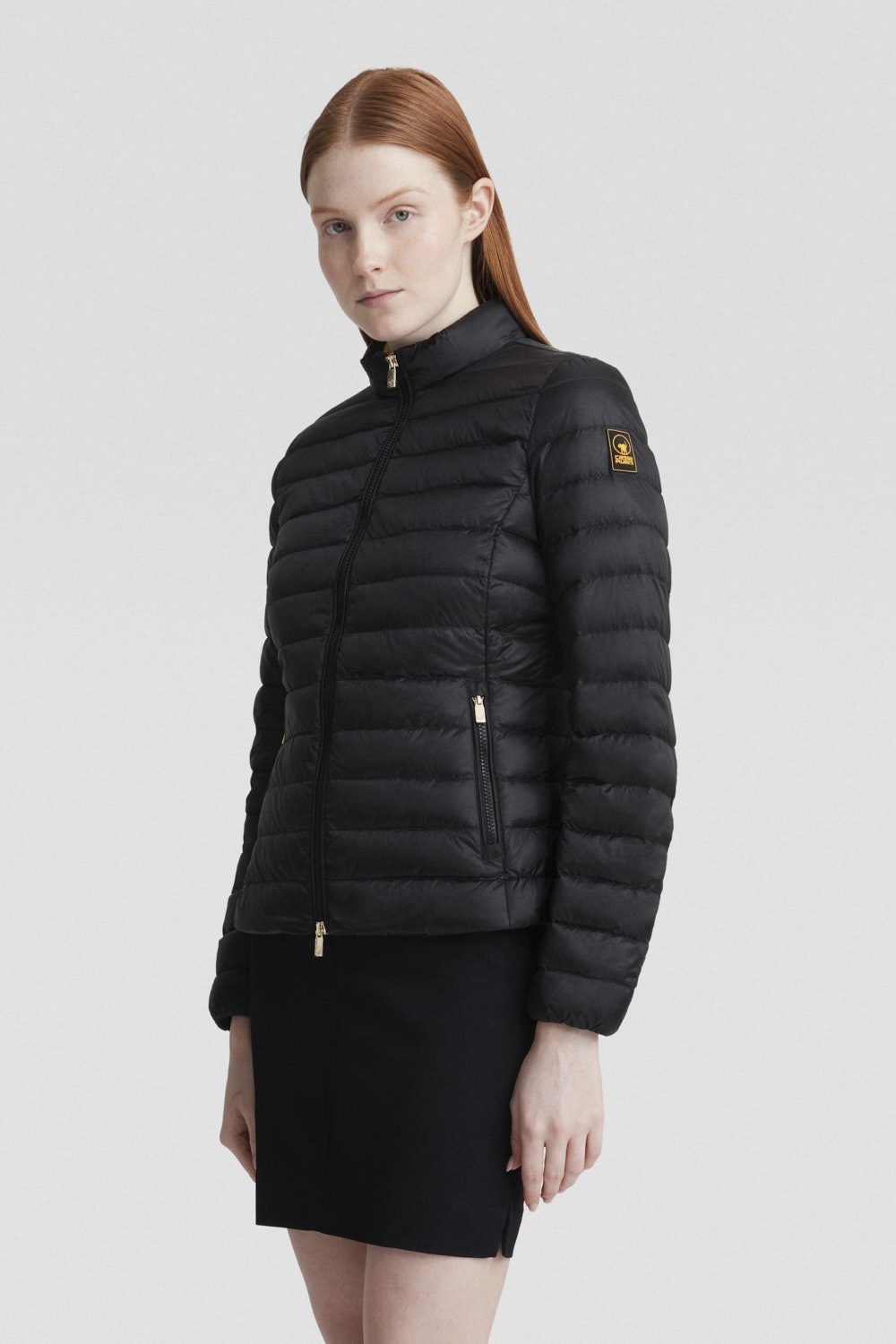 POLA-LONG-_Piumini-leggeri_245CFWJ22563N1C10D206XXP_Indossato_2.jpg POLA LONG Piumini leggeri 245CFWJ22563N1C10D206XXP Indossato 2