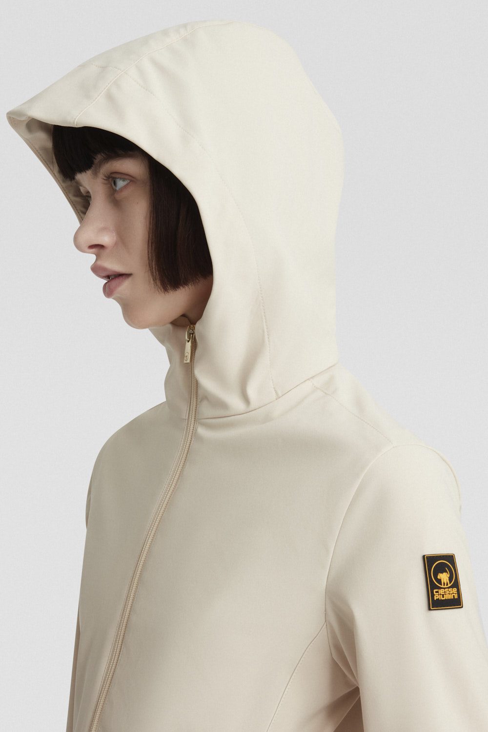 SHAH-_Softshell_215CPWC32423P0U23X135XXP_Indossato_60.jpg SHAH Softshell 215CPWC32423P0U23X135XXP Indossato 60