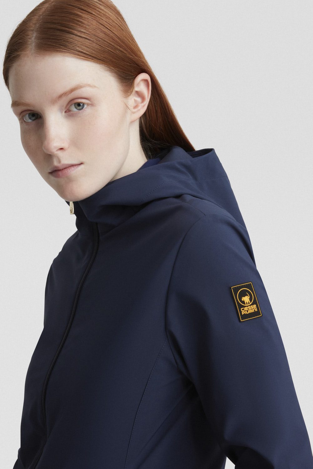 SHAH-_Softshell_215CPWC32423P0U23X341XXP_Indossato_4.jpg SHAH Softshell 215CPWC32423P0U23X341XXP Indossato 4